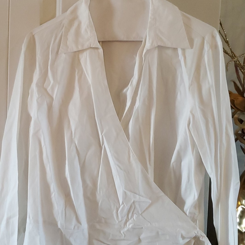 Blouse - Picture 2 of 3